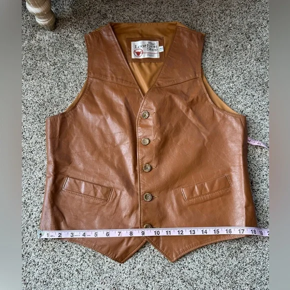 Vintage 70s lightweight  brown leather vest.  Sears brand, men’s size 40 regular - Picture 9 of 13